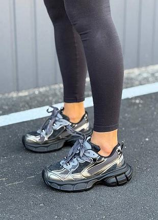 Кросівки жіночі демісезонні