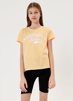 Футболка желтая sinsay