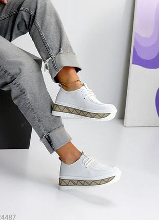 Туфли на шнуровке