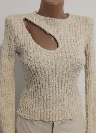 Свитер zara кремовый цвет