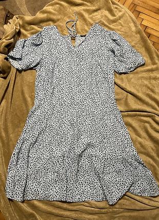 Плаття натуральне