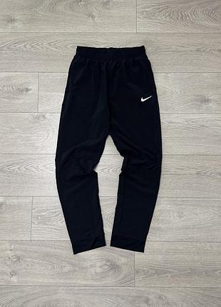 Нові чорні спортивні штани найк nike dri-fit, фактичний розмір s, оригінал