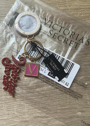 Брелок victoria’s secret