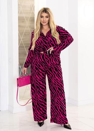 Жіночий костюм сорочка та штани