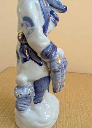 Статуэтка фарфоровая китайский рыболов винтажная