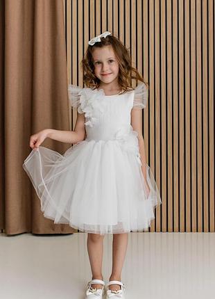 Белое красивое платье для девочки