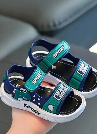 Босоніжки дитячі