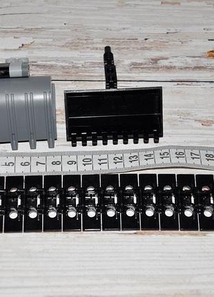 Фірмовий конструктор дуже рідкісні деталі фігурки lego лего оригінал