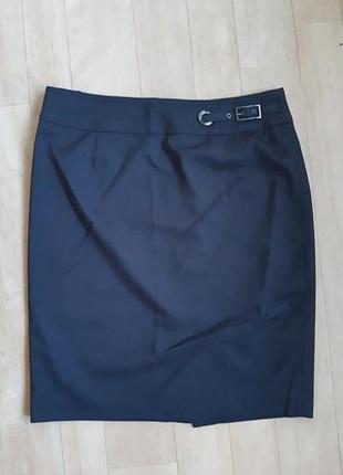 Черная прямая юбка linea