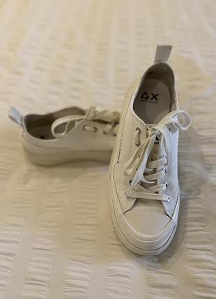 Armani exchange кеди
