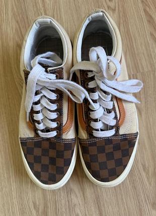 Стильные кеды vans