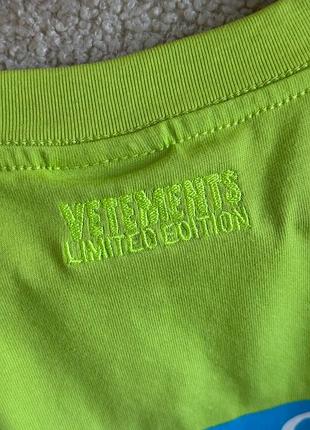 Футболка vetements🌷 новинка в сочном цвете!10 фото