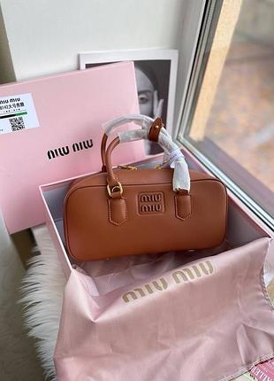 Сумка в стилі miu miu