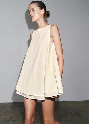 Коротка об'ємна сукня zara