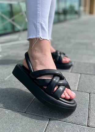 Чорні жіночі босоніжки