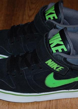 Кожаные кроссовки 42 р nike book twilight