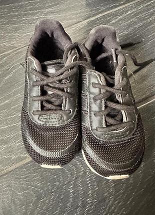 Кросівки adidas 5