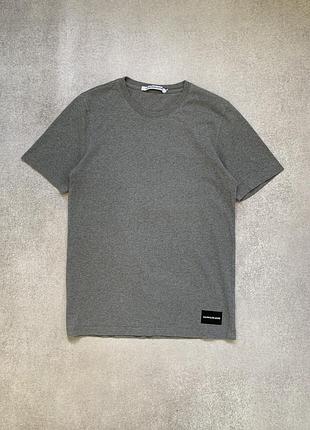 Футболка calvin klein jeans