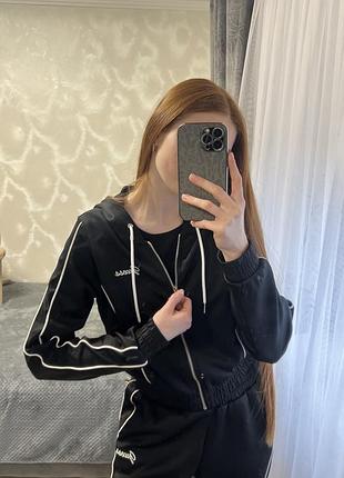 Спортивный костюм гуess3 фото