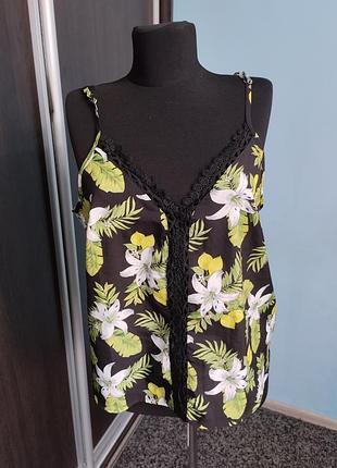 Топ великий розмір