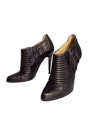 Шкіряні ботильйони темно коричневого кольору balenciaga  rick owens christian louboutins підбори