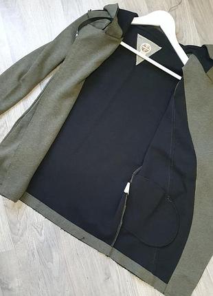 Кофта на замке с капюшоном 4