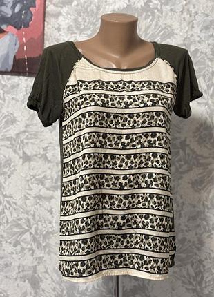 Футболка з леопардовим принтом