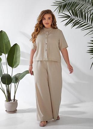 Льняной костюм с укороченной рубашкой на пуговицах с воротником стойка с брюками палаццо с карманами