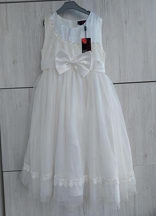 Брендовое изысканное праздничное платье для первого виноделия