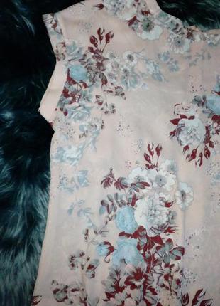 Топ з квітковим принтом від next