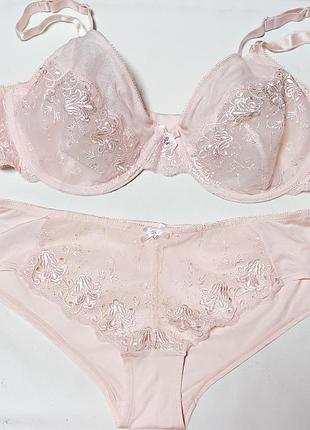 The lingerie c&a комплект