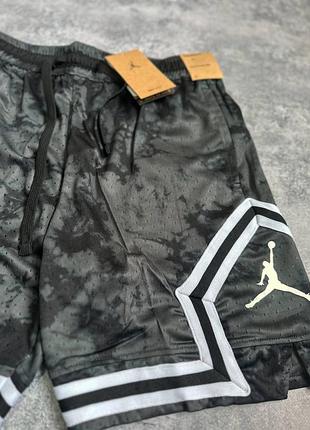 Шорти Кросівки nike air jordan 1 high grey orange