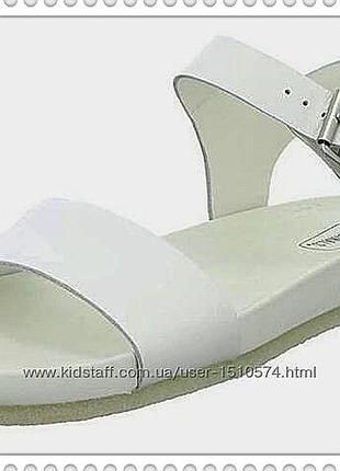 Р.36 clarks шкіряні босоніжки оригінал