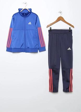 Спортивный костюм adidas