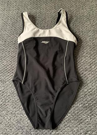 Купальник спортивний жіночий