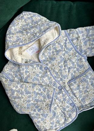 Дуже красива курточка zara 4-5 років