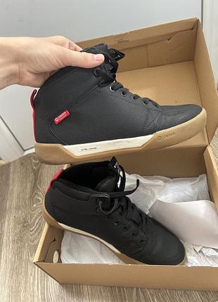 Чоловічі ботінки зимові