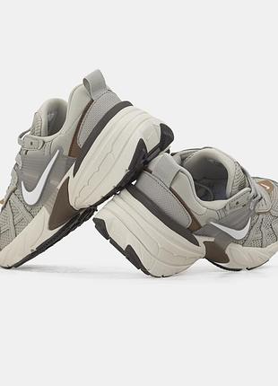 Кроссовки nike edition v2k runtek grey brown6 фото