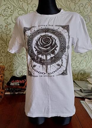 Готическая футболка с розой