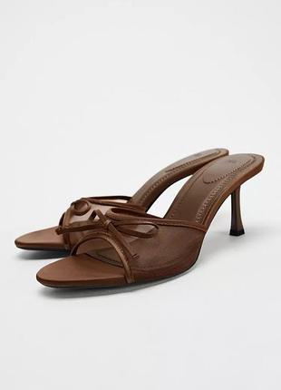 Мюли в сеточку с бантом