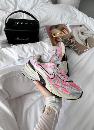 Кросівки жіночі nike Tee