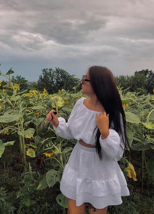 Костюм (спідниця і топ з пишним рукавом)