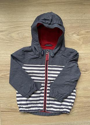 Куртка легка для хлопчика