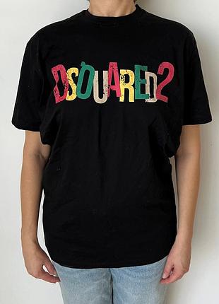 Красива жіноча футболка з великим лого dsquared2