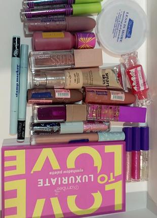 Косметика в хорошем состоянии, glambee, maybelline, блески для губ