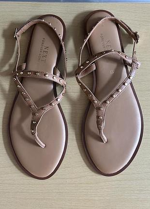 Шкіряні босоніжки next