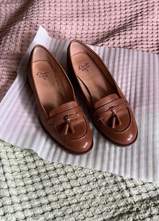 Шкіряні лофери clarks wide fit 5
