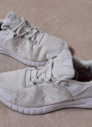 Кроссовки under armour оригинал.размер 42.5