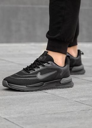 Чоловічі спортивні кросівки nike чорні