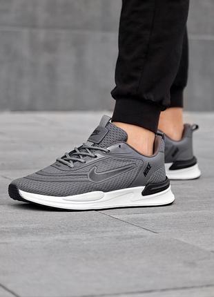Чоловічі спортивні кросівки nike сірі